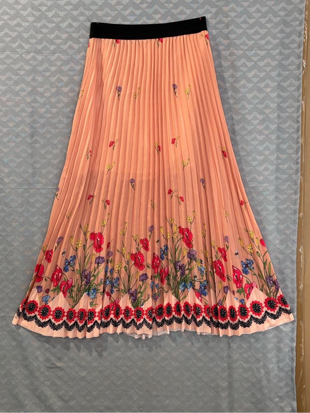 Floral Pleated Maxi Skirt in Peach with Black Waistband